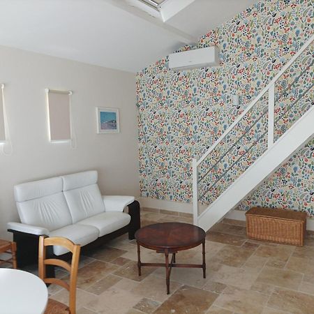 Studio"Le Petit Jas" Châteauneuf-de-Gadagne المظهر الخارجي الصورة